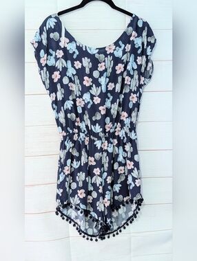 Mimi Chica Navy Floral🌸 🌵Cactus 🌵 Print Romper with Pom Trim😍 Size Medium